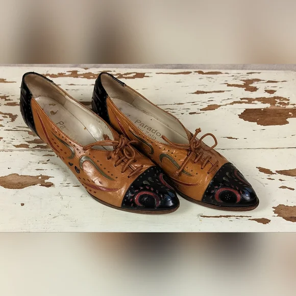 Vintage Paradox Shoes - Picture 3 of 6